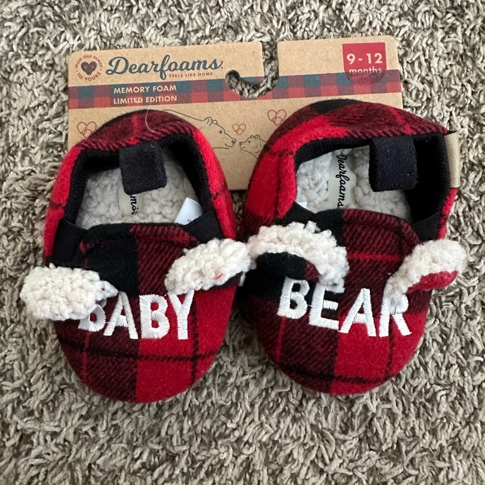 DEARFOAMS LIMITED EDITION BABY BEAR SLIPPERS:RED/BLACK: NWT: 9-12 MTH